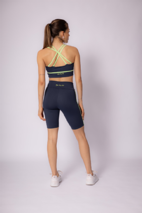 BERMUDA  ALONGADA  COM LISTRAS VERDES